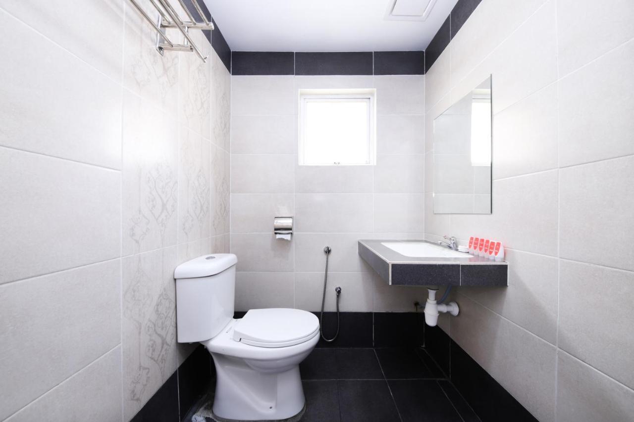 Beryll Inn Cyberjaya Hotel Екстериор снимка